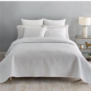 Ted Baker London Quilted Scallop Coverlet in White King size